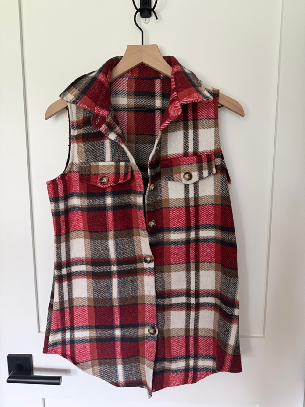 Sleeveless Plaid Button-Front Vest - Red, Brown & Cream & Pink Flannel
